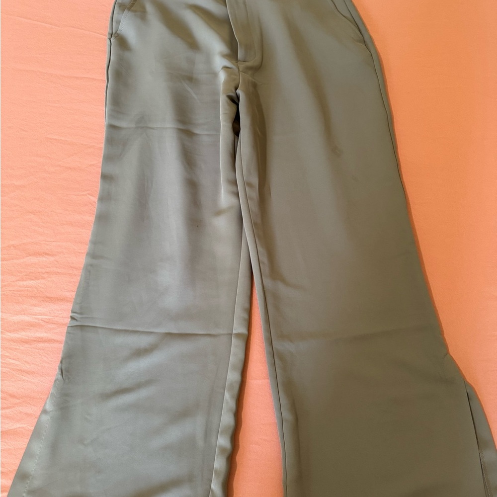Woman’s pants